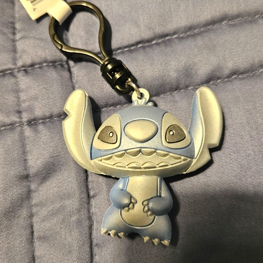 NWT Stitch Disney keychain